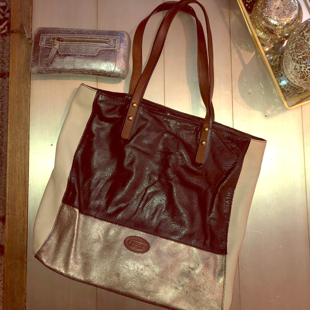 Fossil Large Leather Bag Black Tan and Metallic